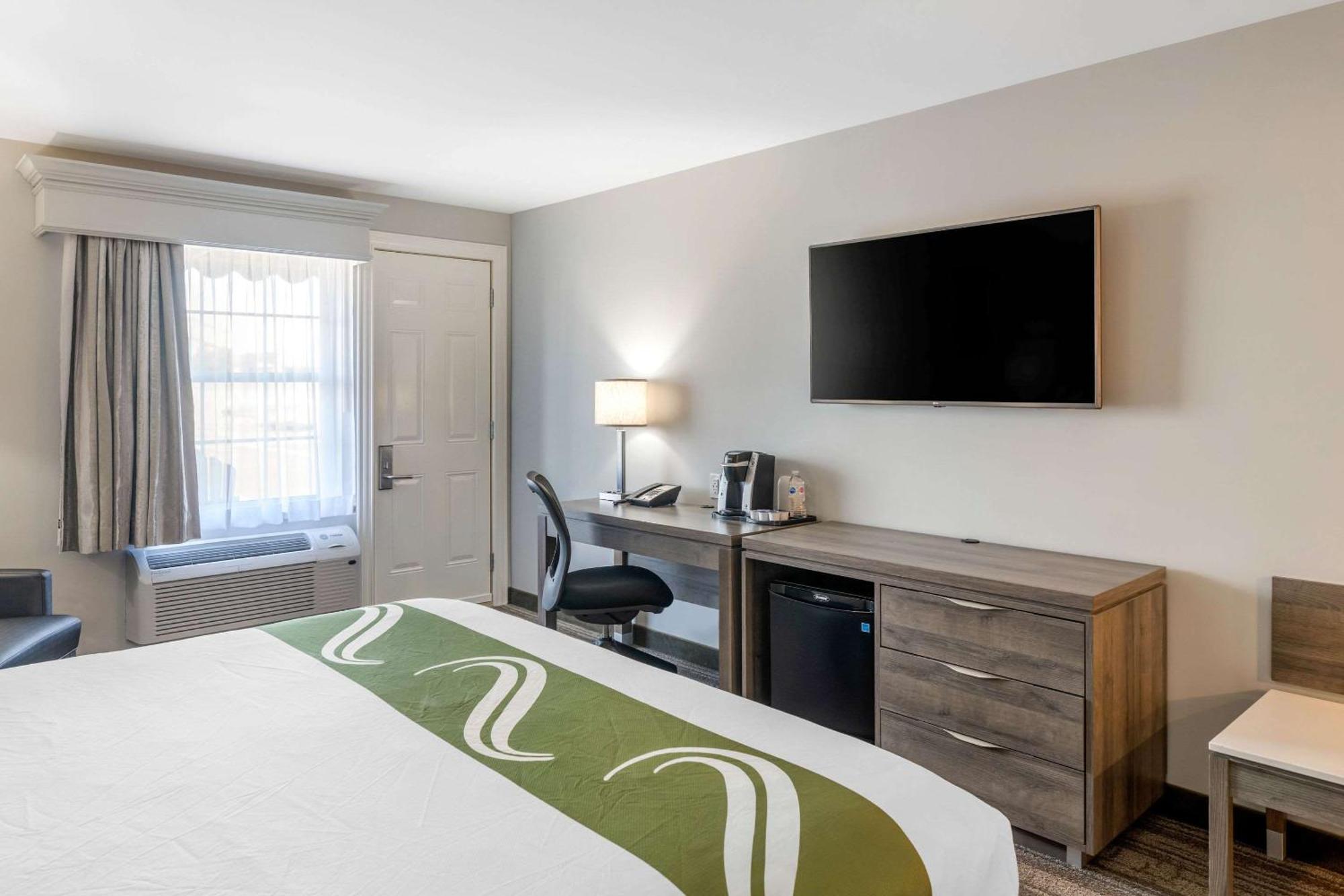 Quality Inn & Suites Amsterdam Fredericton Kültér fotó